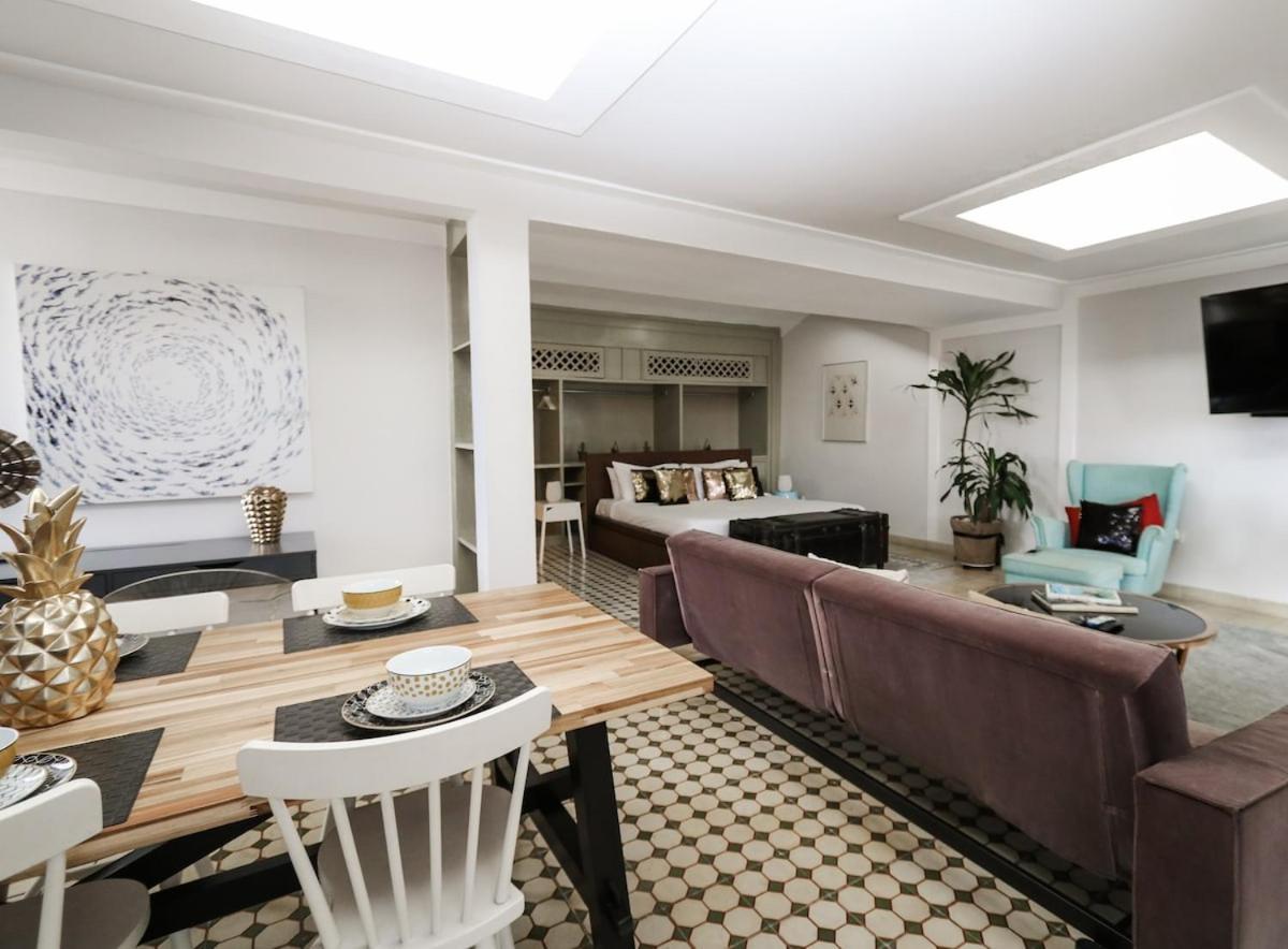 Aparthotel Amazinn Places Private Rooftop And Jacuzzi Ix *